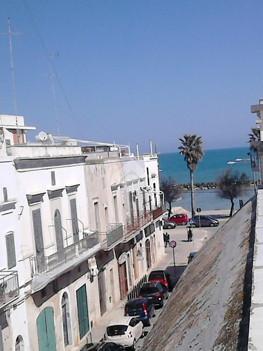 casa indipendente via marconi, Mola di bari - Rustici ...