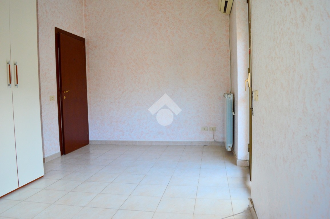 2 locali via palombarese, Fonte nuova - Appartamenti in ...